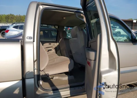 2006 GMC Sierra 1500 Sle2 from USA, damaged, VIN 2GTEK13T261150703